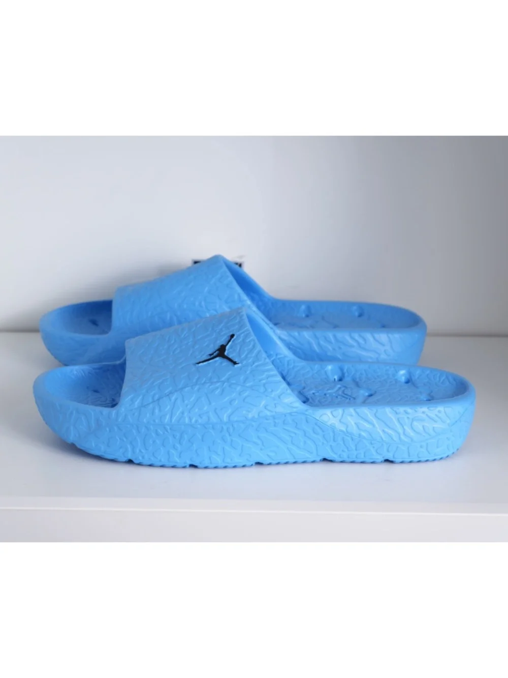 Jordan Franchise Shower Slides (University Blue/Black) US 11 EU 45